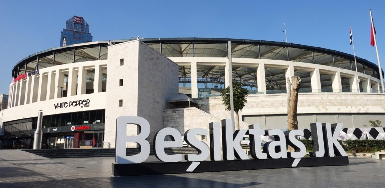 Tüpraş Stadyumu